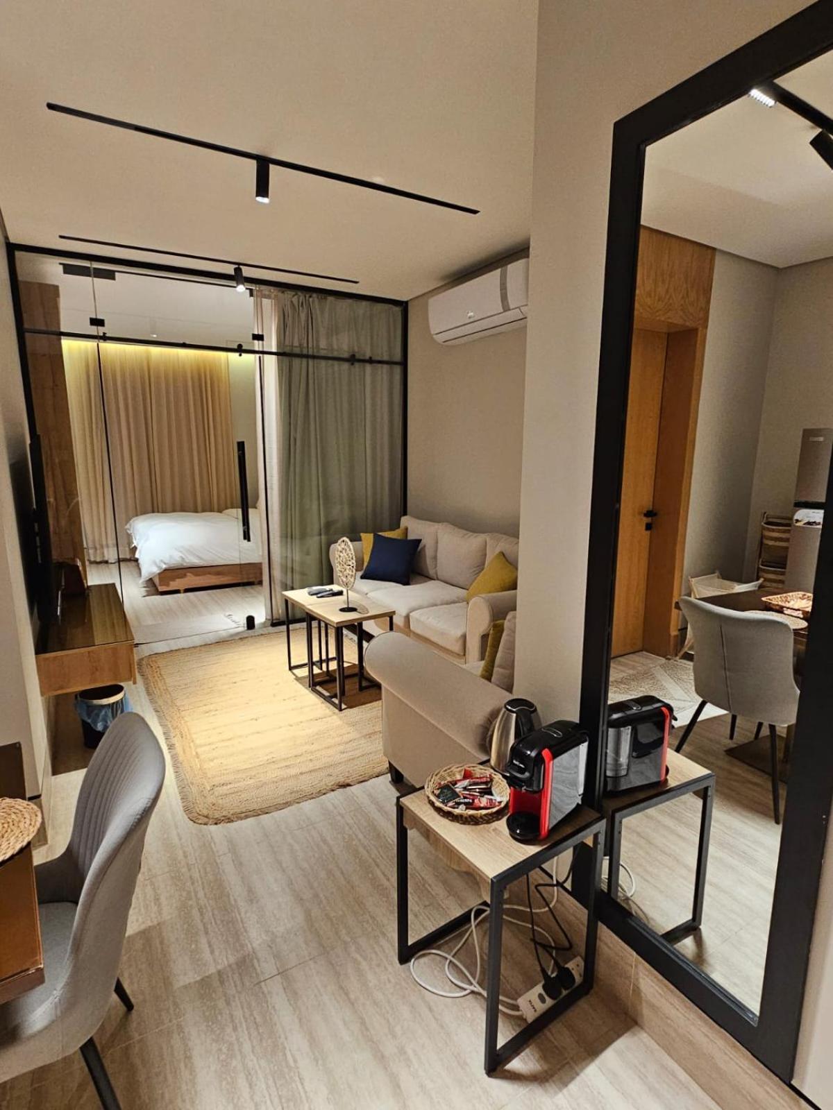 سدارا للأجنحة الفندقية Apartment *